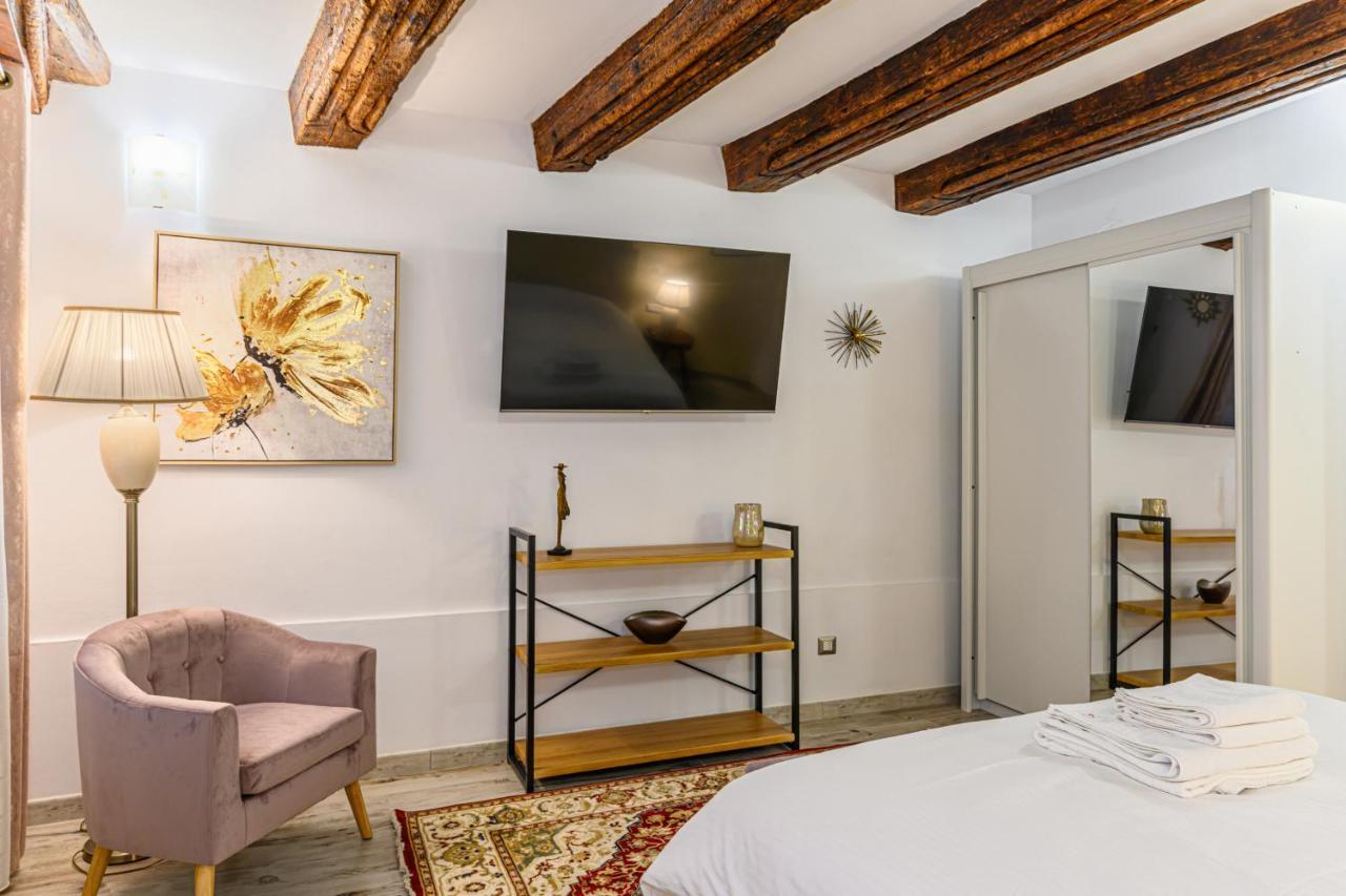 Dimora Np - Brasov Apartment ภายนอก รูปภาพ