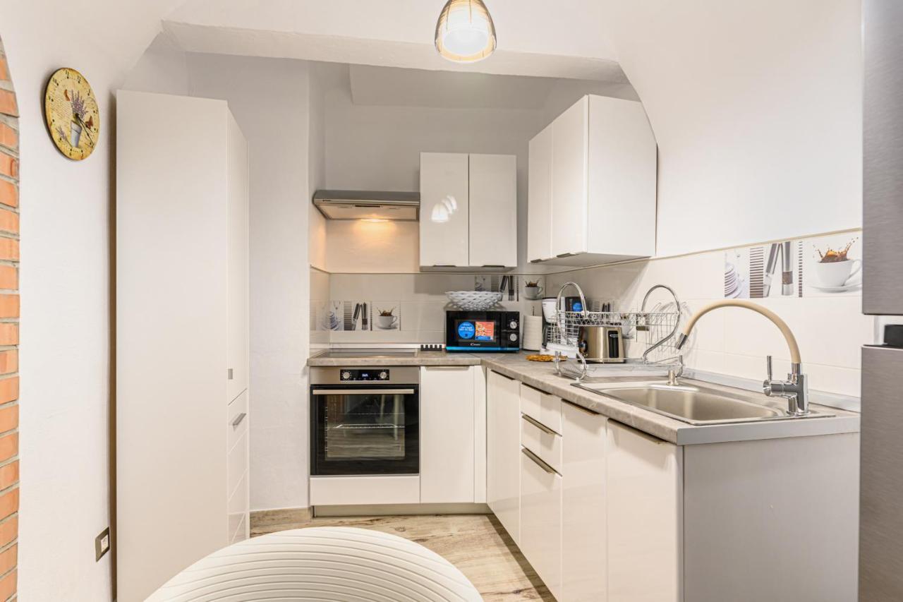 Dimora Np - Brasov Apartment ภายนอก รูปภาพ